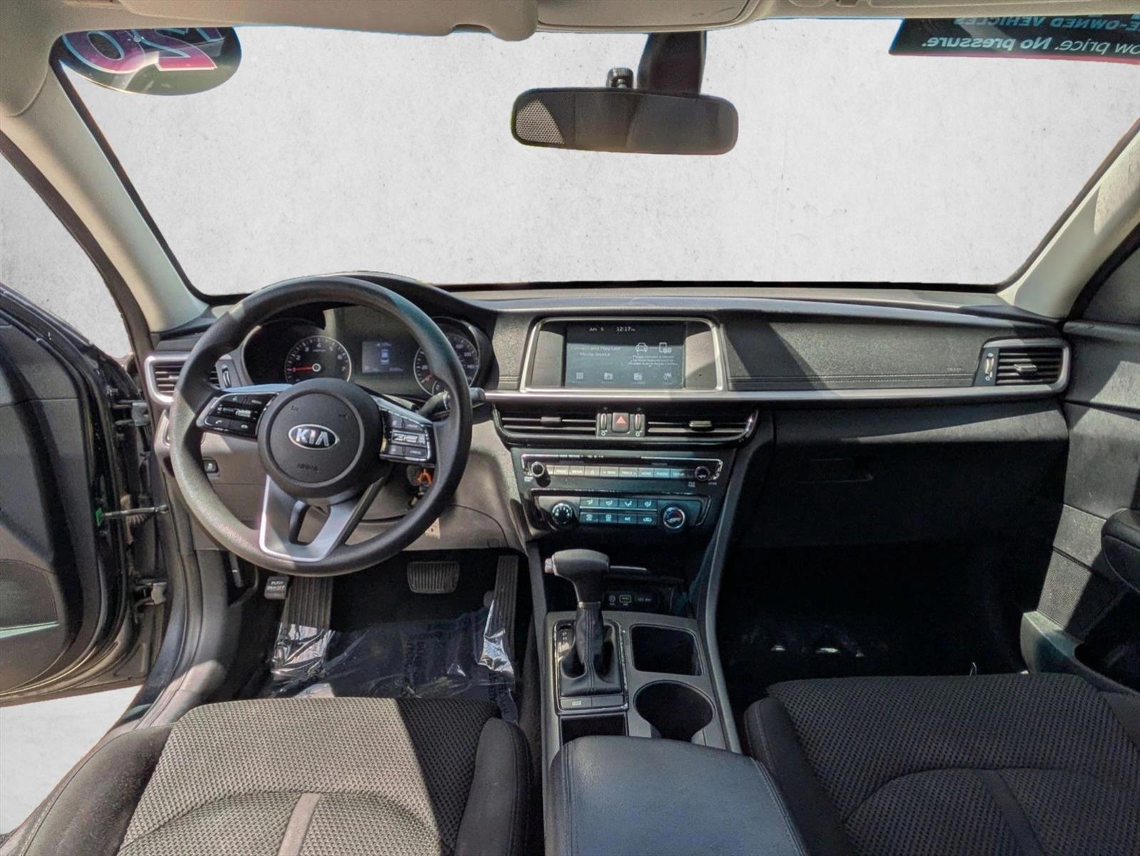 Thumbnail: 2020 Kia Optima - 3