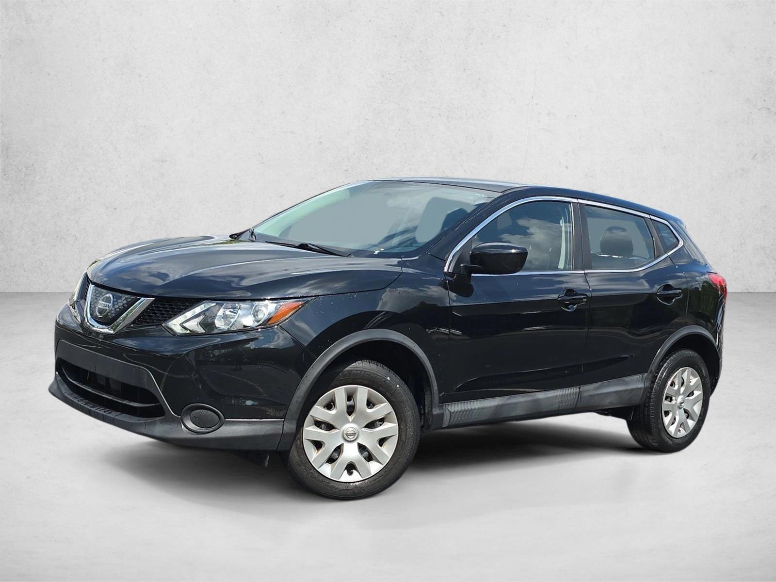 Thumbnail: 2018 Nissan Rogue Sport - 1