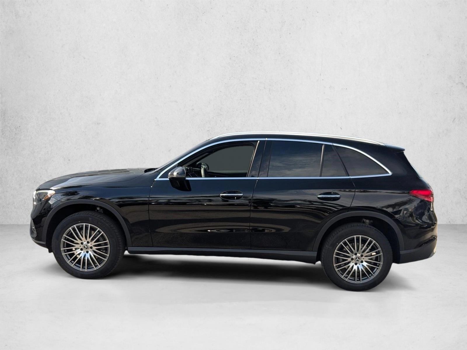 Thumbnail: 2026 Mercedes-Benz GLC - 2