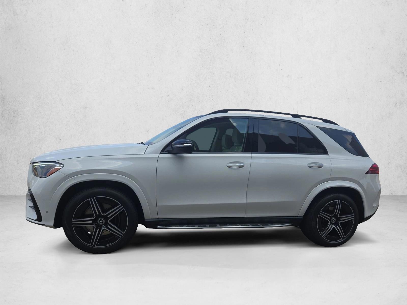 Thumbnail: 2026 Mercedes-Benz GLE - 2