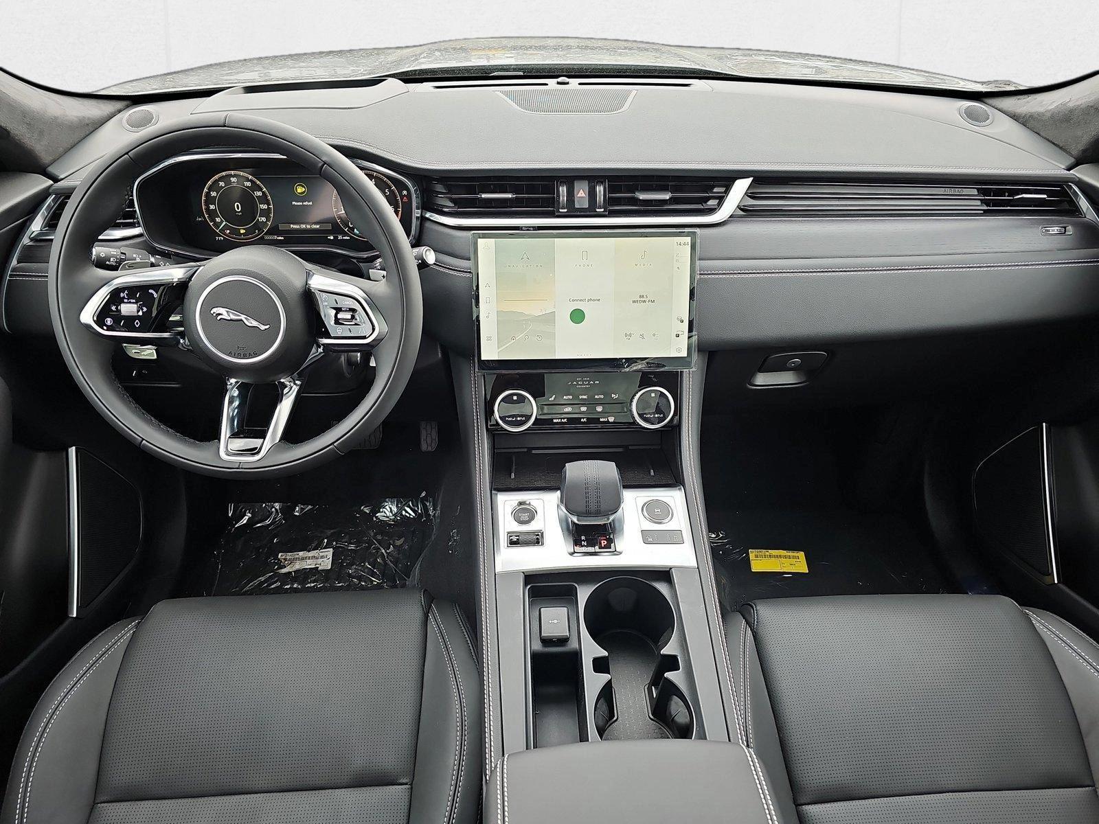 Thumbnail: 2026 Jaguar F-Pace - 3
