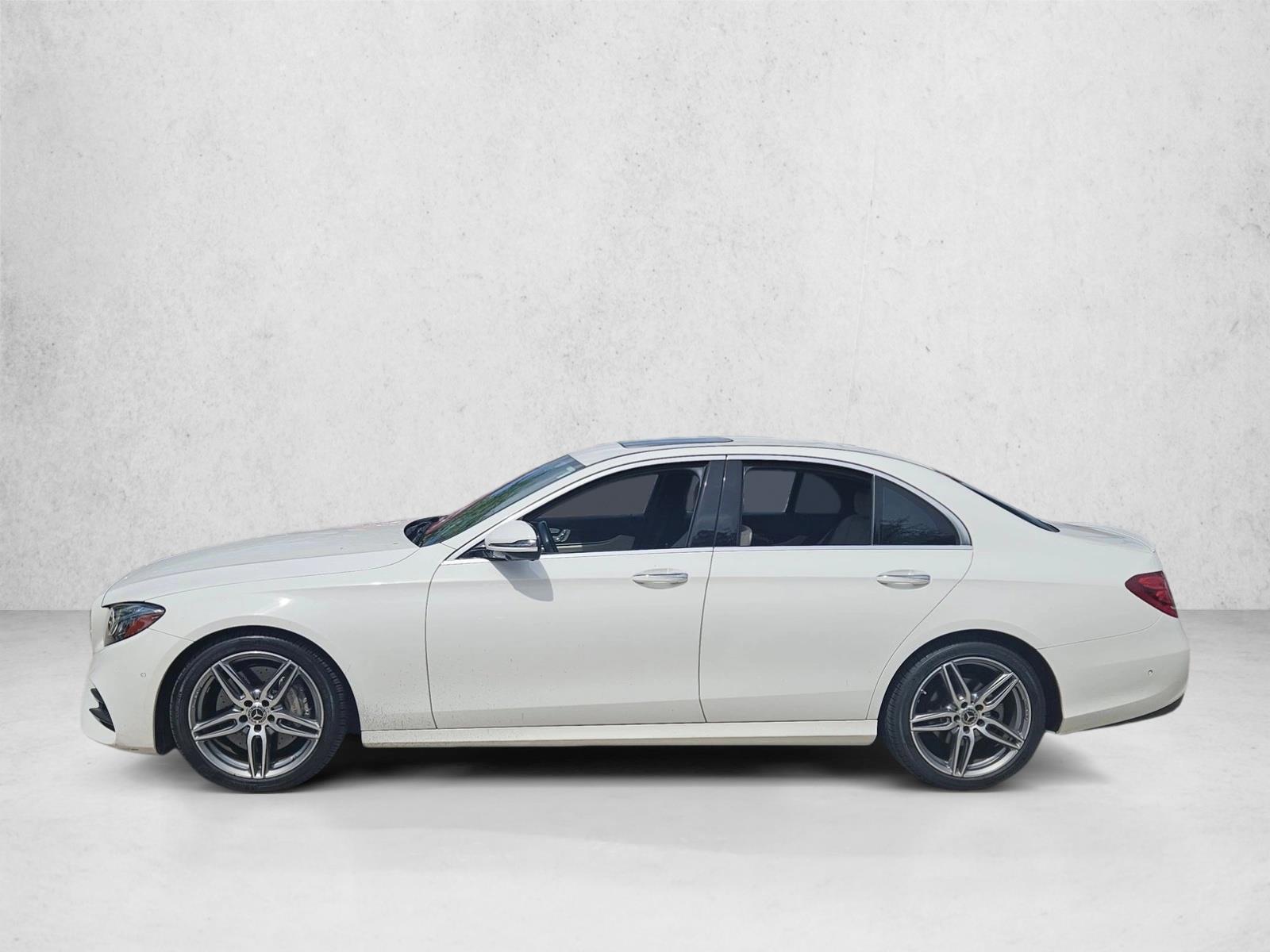 Thumbnail: 2019 Mercedes-Benz E-Class - 2