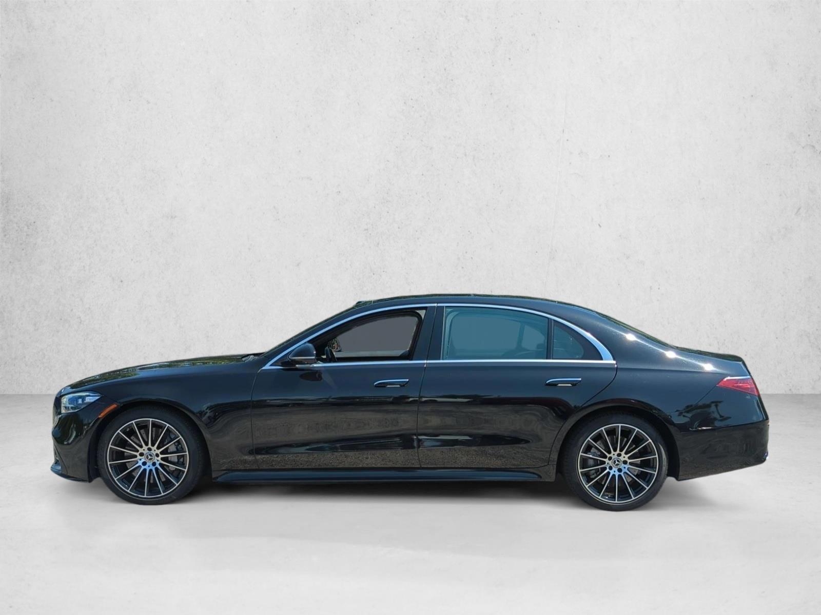 Thumbnail: 2021 Mercedes-Benz S-Class - 2