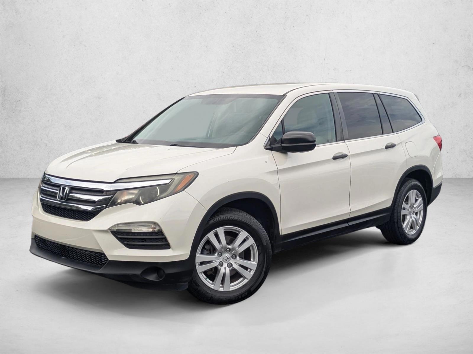 Thumbnail: 2017 Honda Pilot - 1
