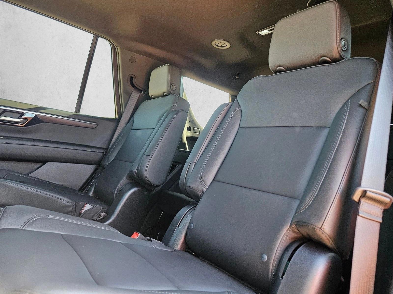 Thumbnail: 2026 Chevrolet Tahoe - 4