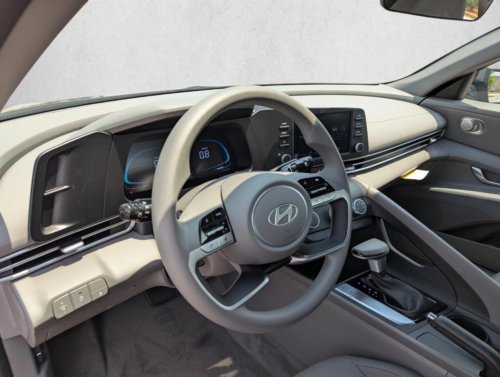 Thumbnail: 2026 Hyundai Elantra - 3