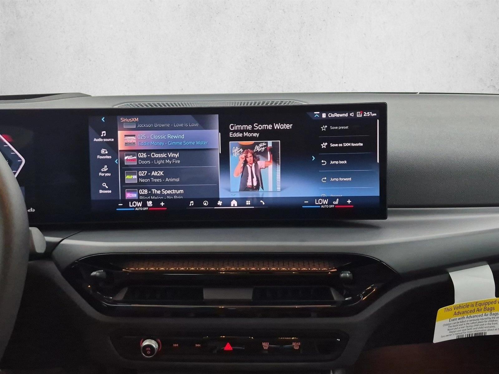 2025 BMW 2 Series 18