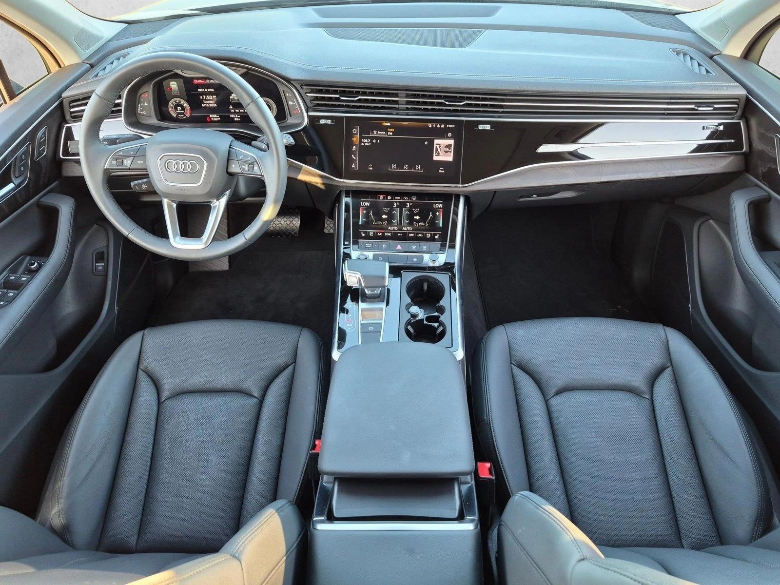 Thumbnail: 2023 Audi Q7 - 3
