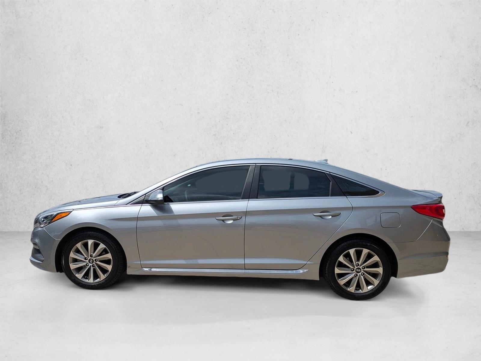 Thumbnail: 2016 Hyundai Sonata - 2