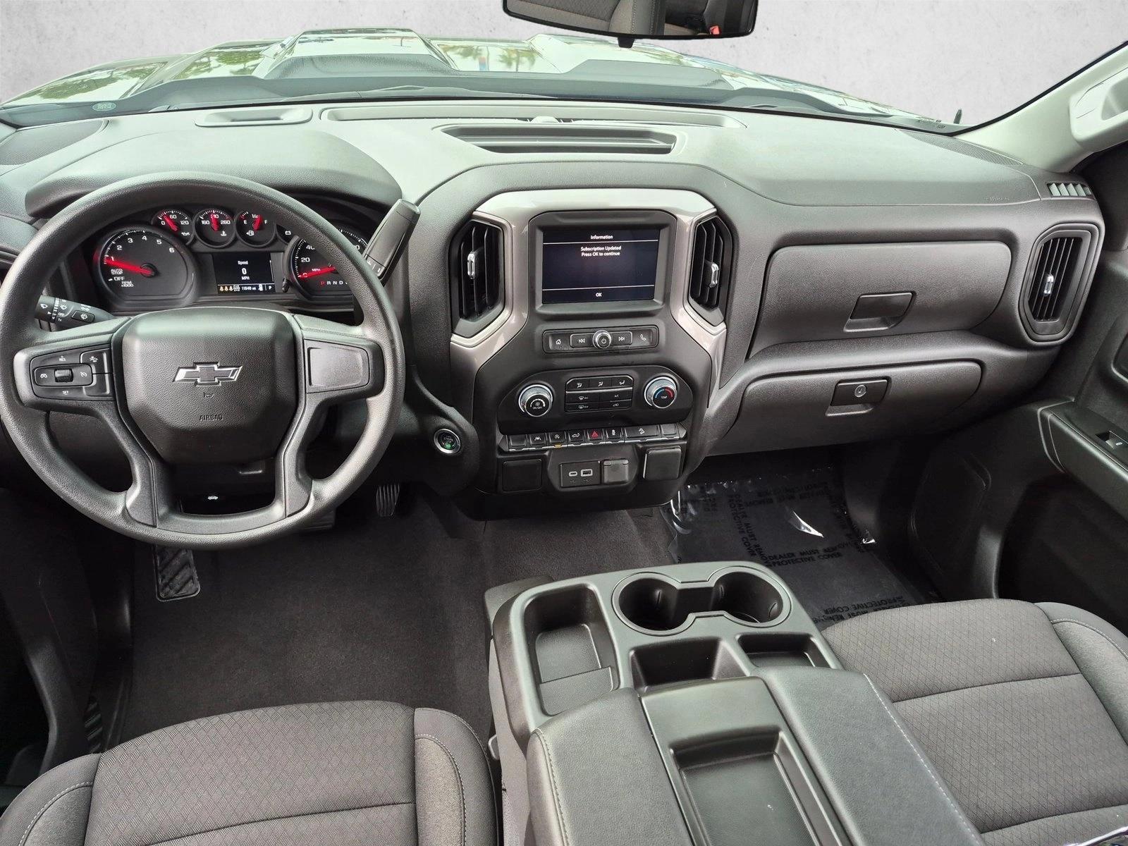 Thumbnail: 2025 Chevrolet Silverado 1500 - 3