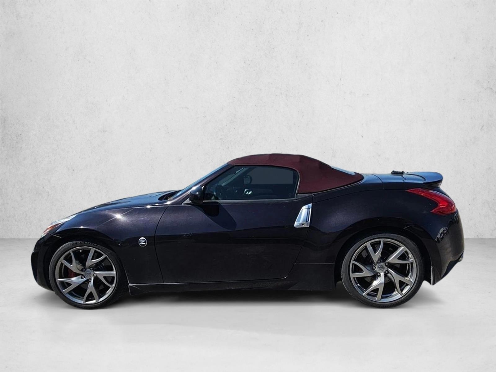 Thumbnail: 2013 Nissan Z - 2