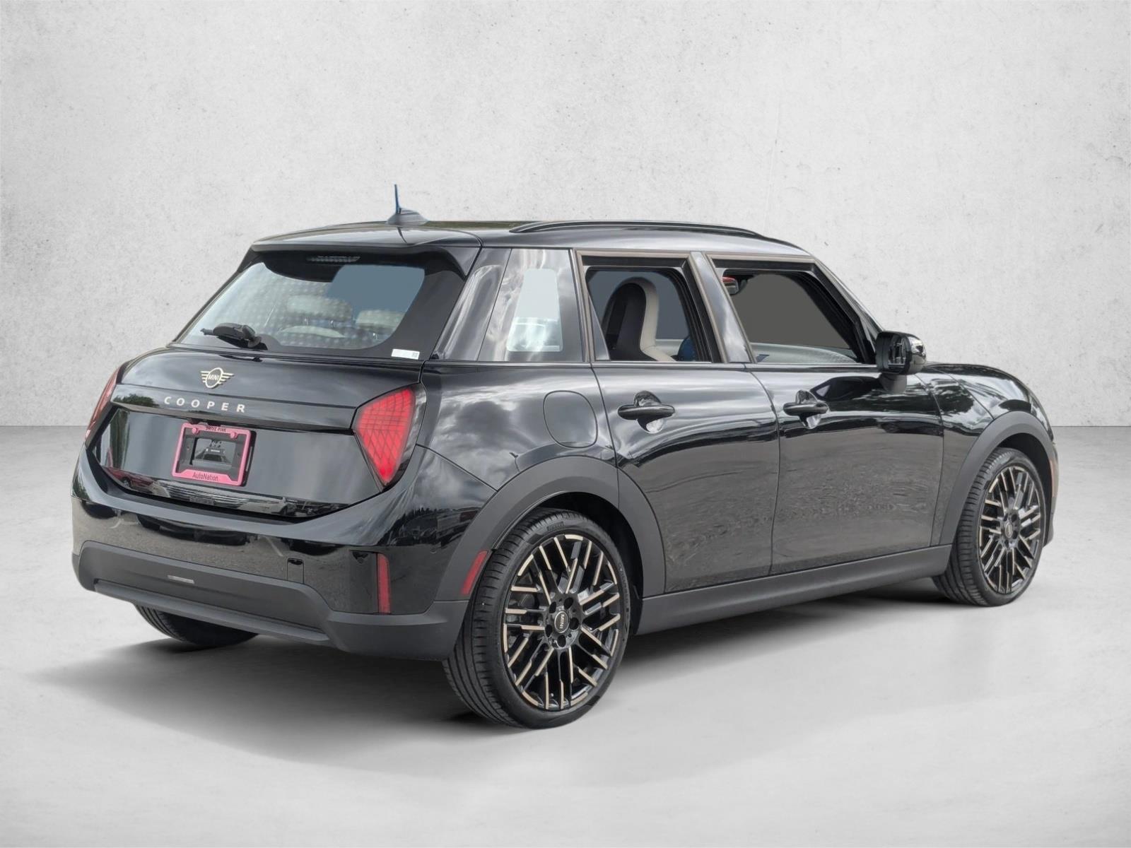 2026 MINI Hardtop 4 Door