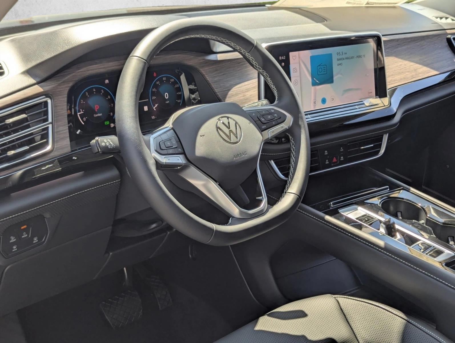 Thumbnail: 2026 Volkswagen Atlas - 3