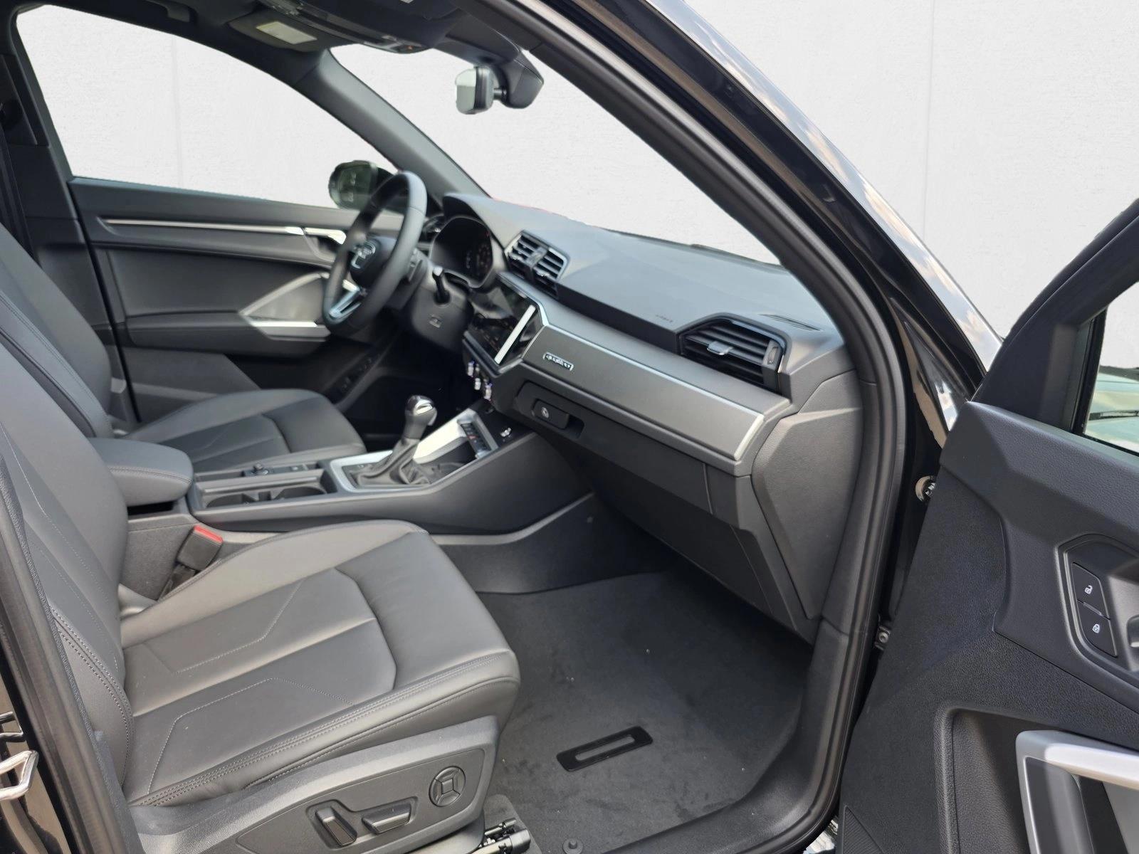 2025 Audi Q3 S Line Premium - Photo 12