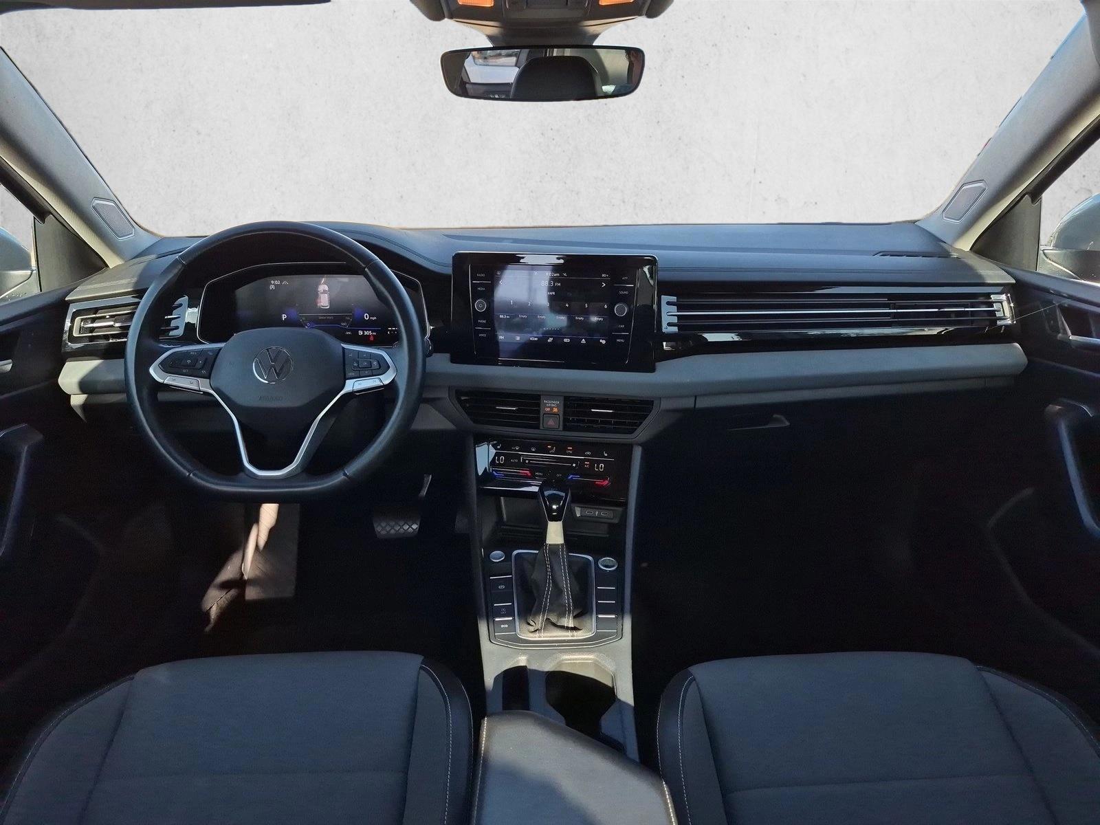 Thumbnail: 2025 Volkswagen Jetta - 2
