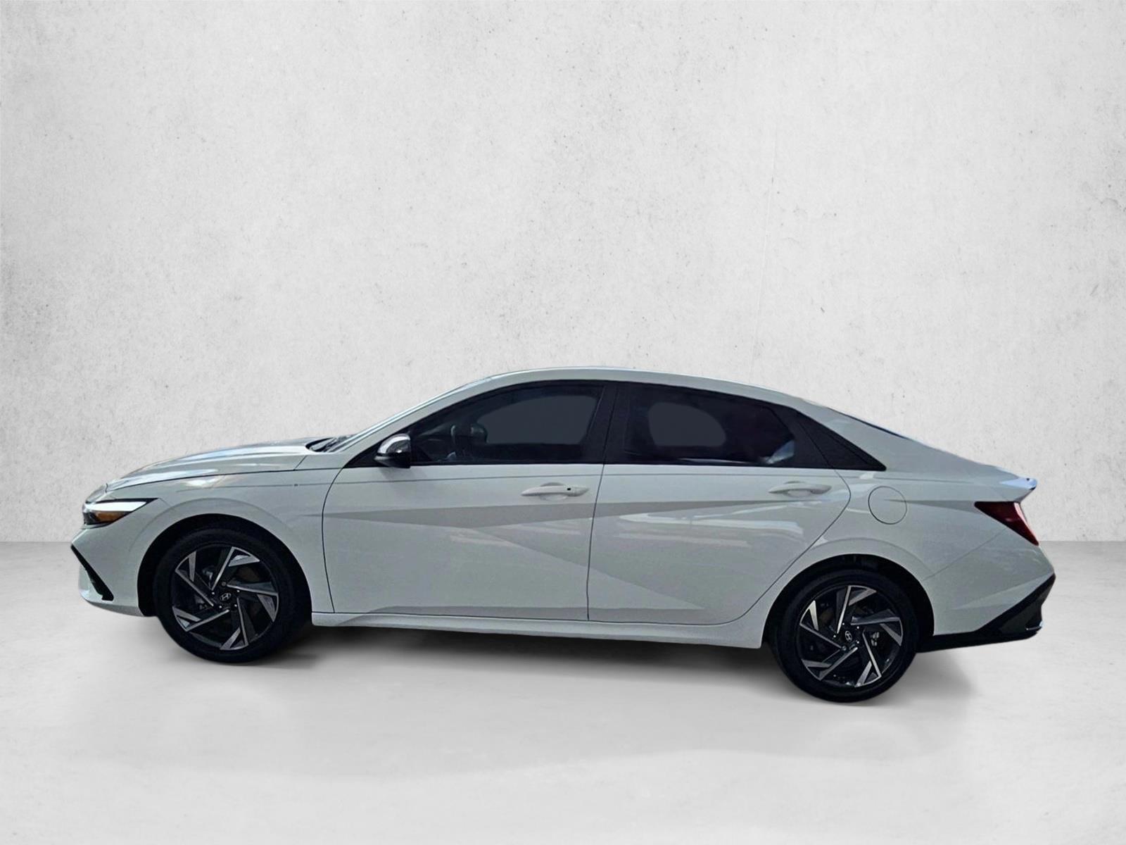 Thumbnail: 2025 Hyundai Elantra - 2