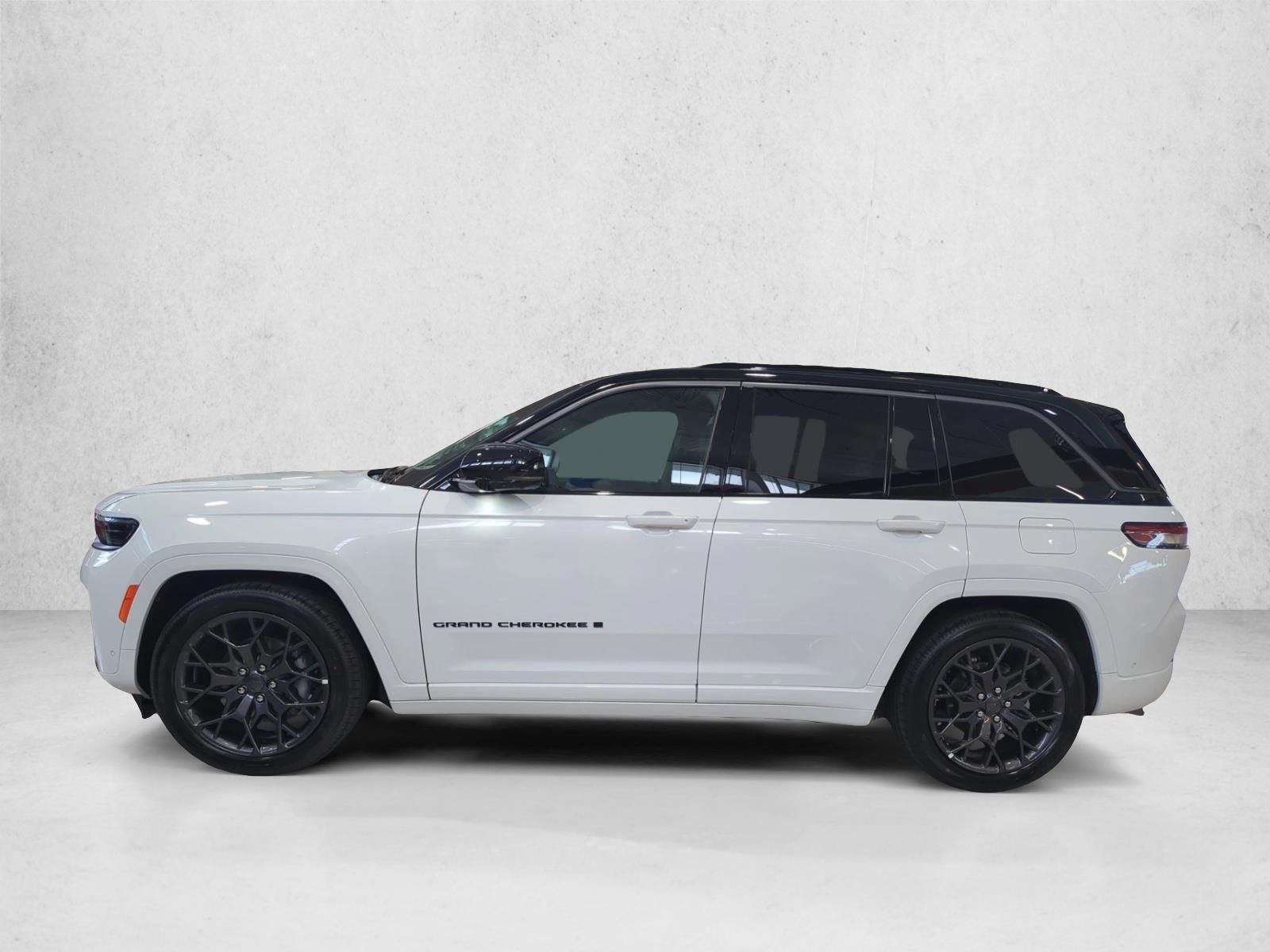 Thumbnail: 2026 Jeep Grand Cherokee - 2
