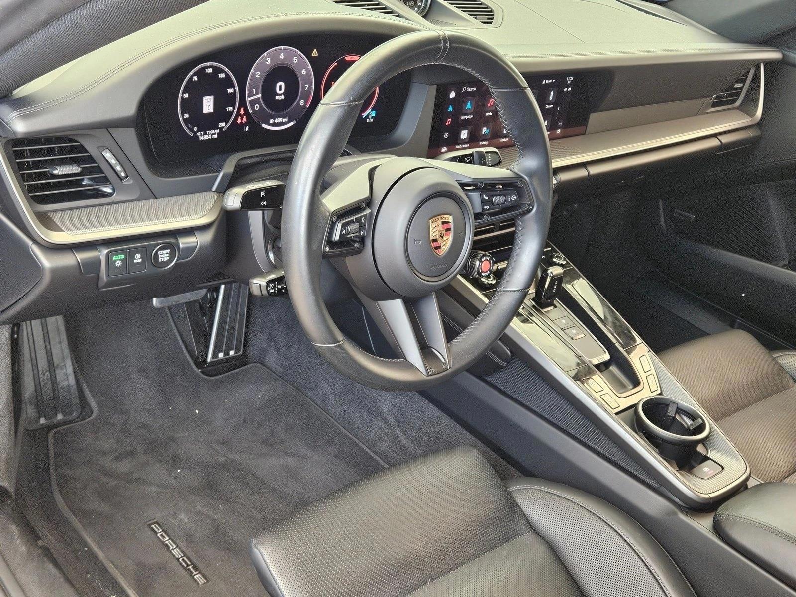 Thumbnail: 2025 Porsche 911 - 3