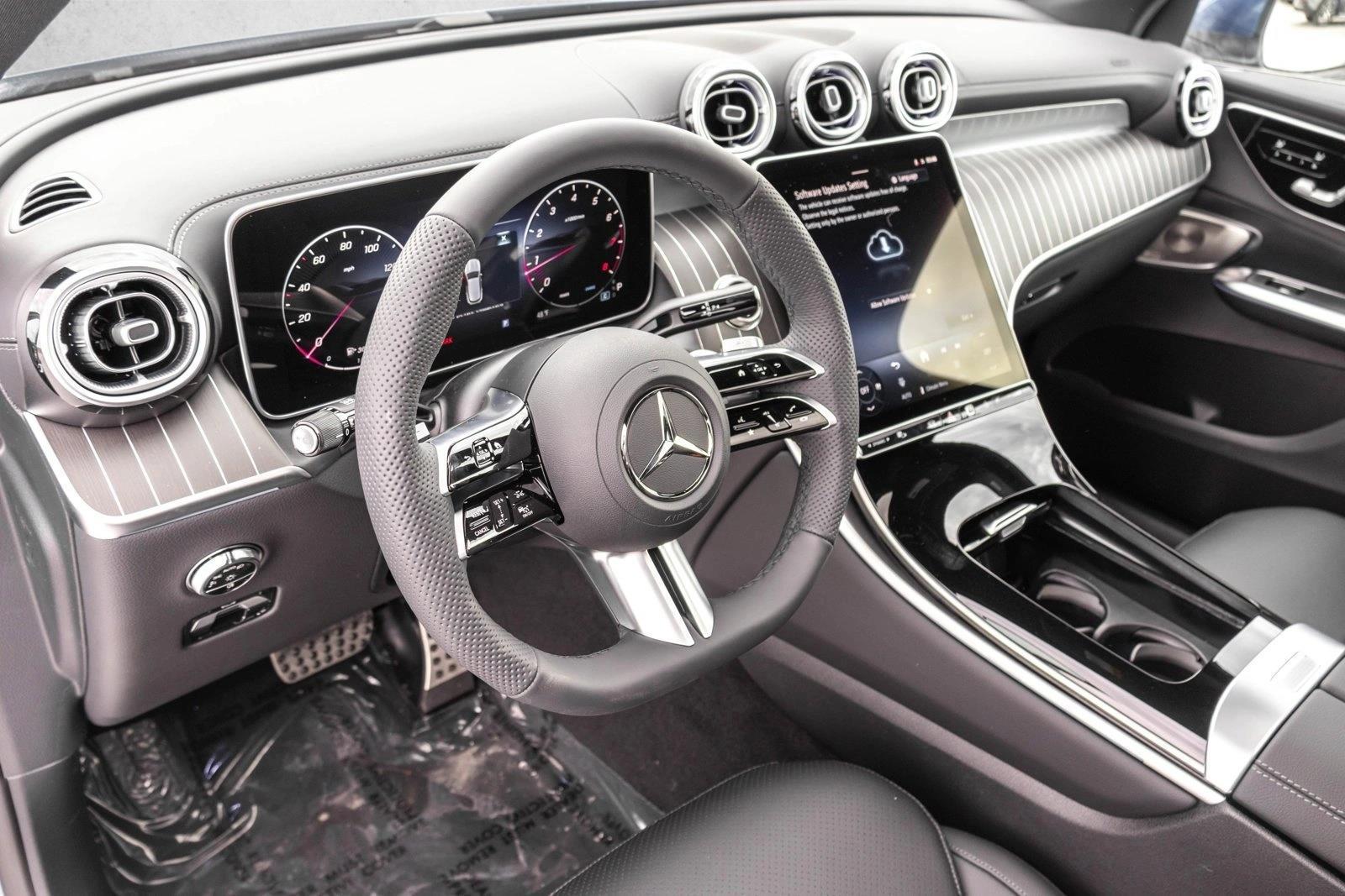 Thumbnail: 2026 Mercedes-Benz GLC - 3