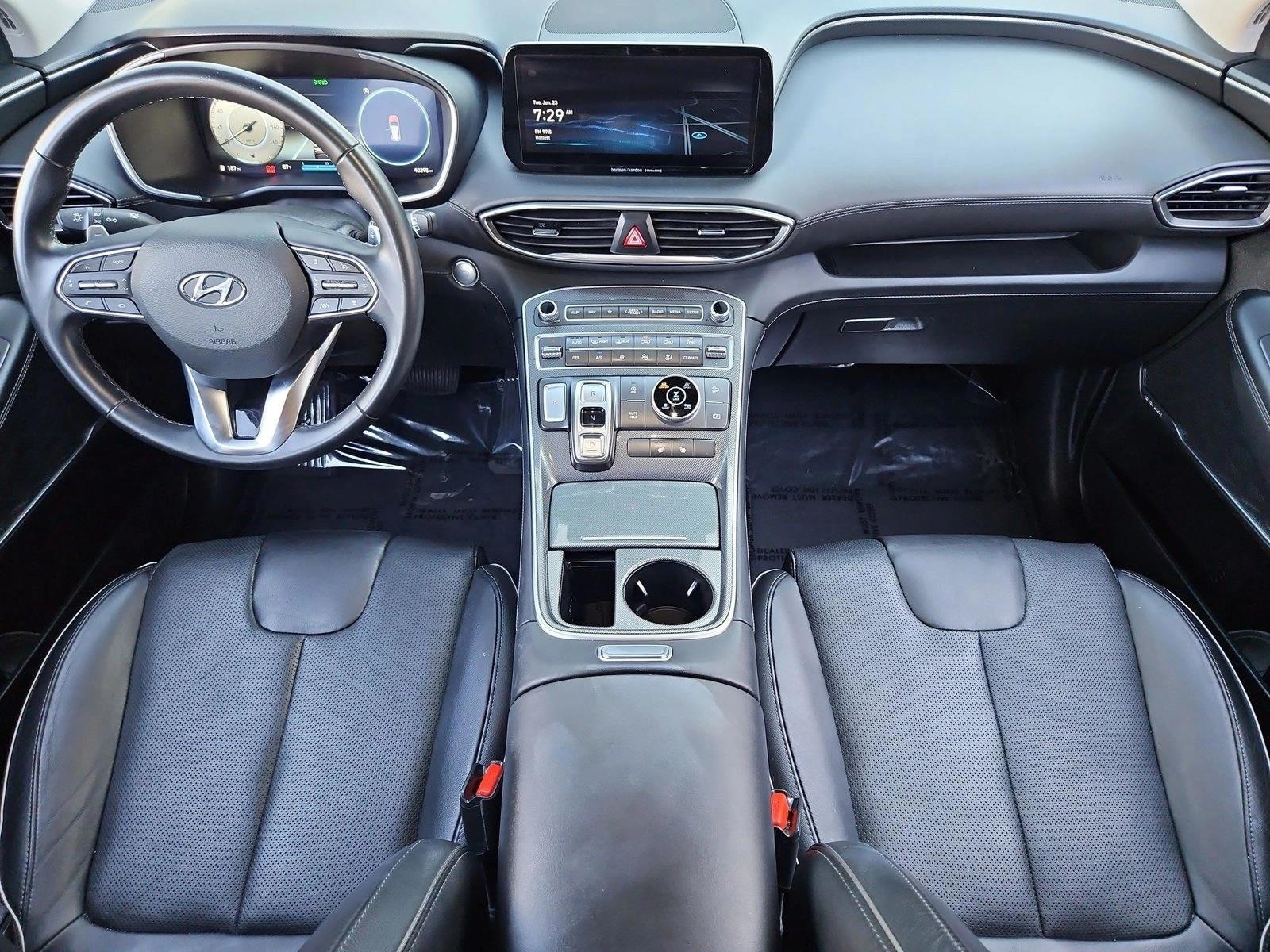 Thumbnail: 2022 Hyundai Santa Fe - 4