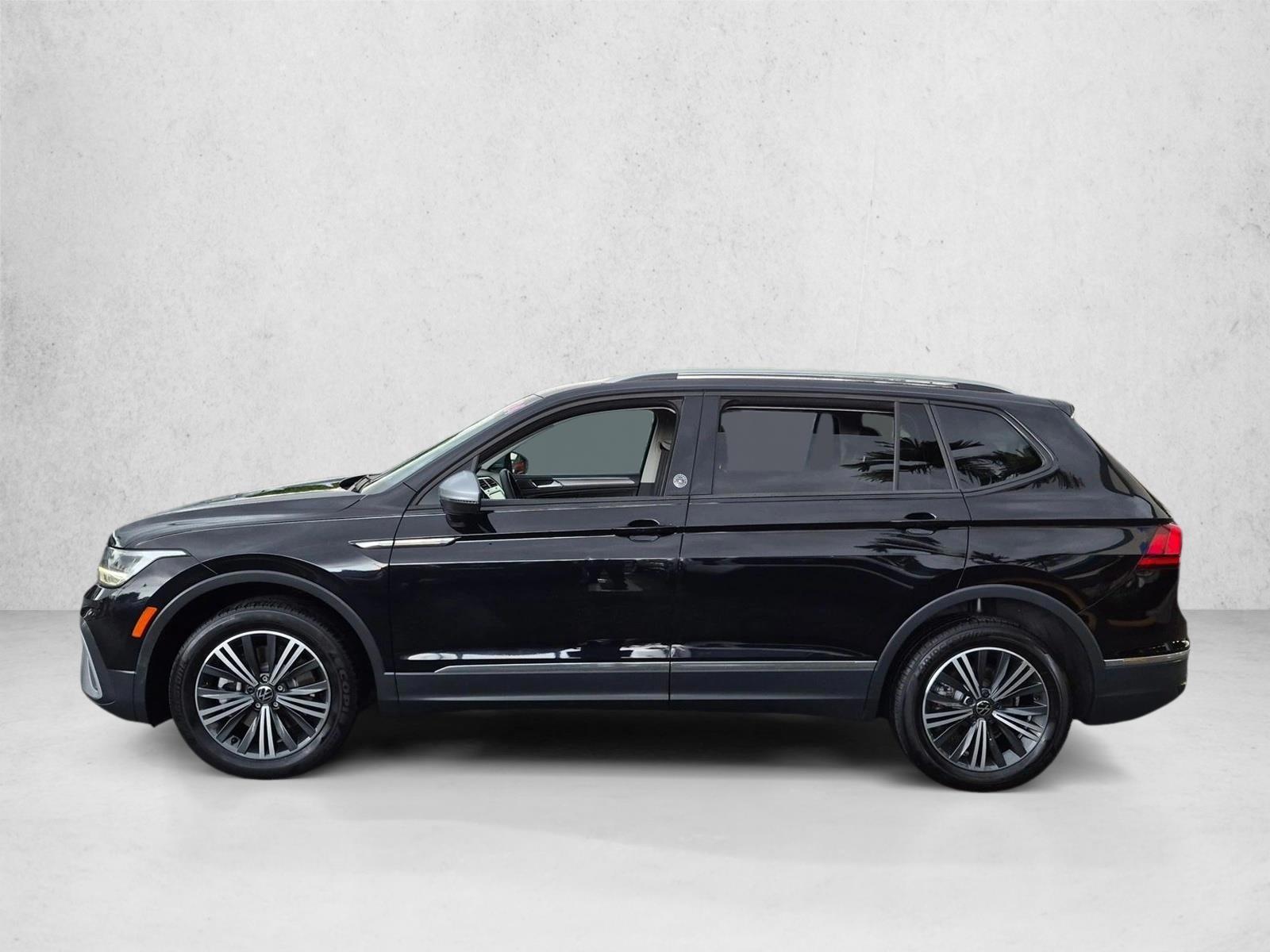 Thumbnail: 2024 Volkswagen Tiguan - 2
