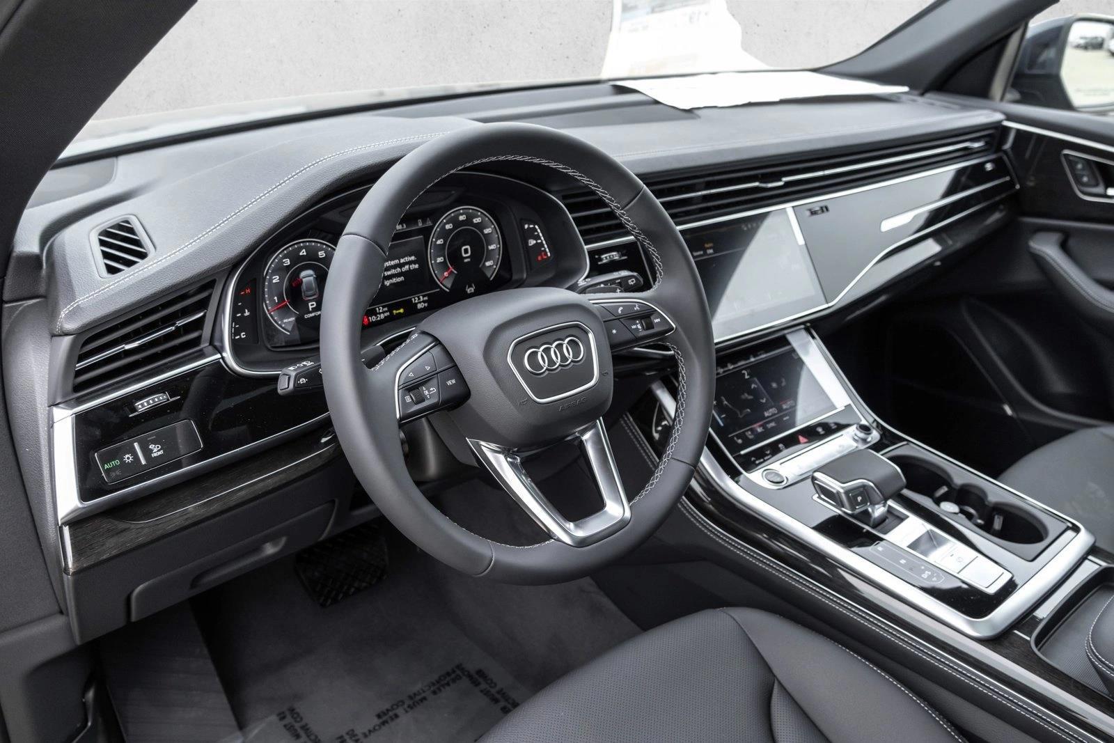 Thumbnail: 2026 Audi Q8 - 3