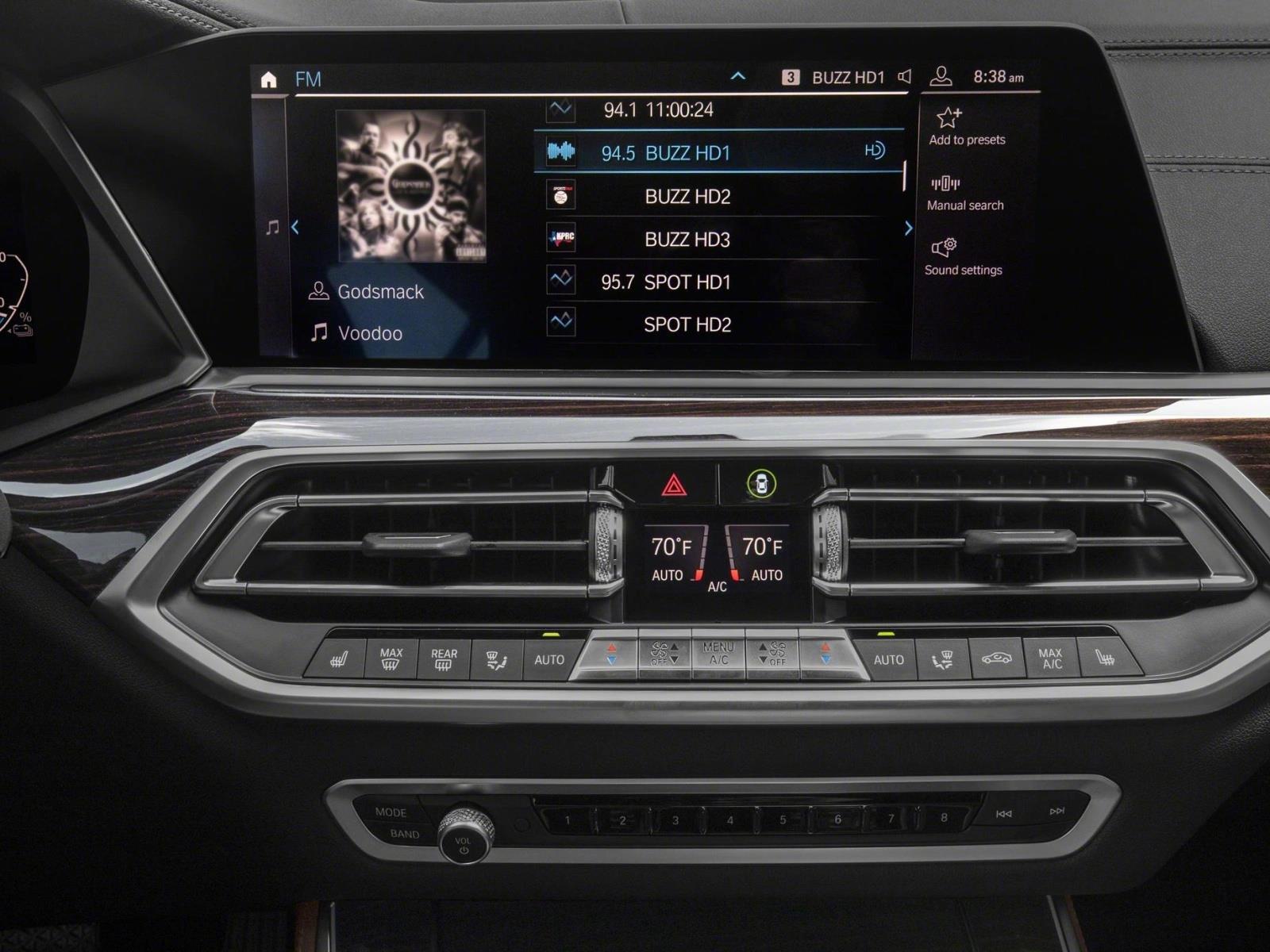 2026 BMW iX 45 - Photo 6