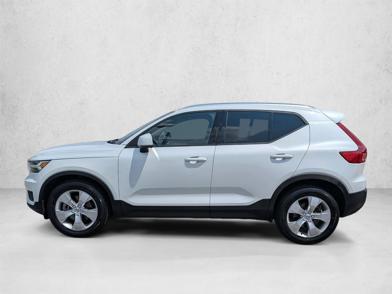 2022 Volvo XC40