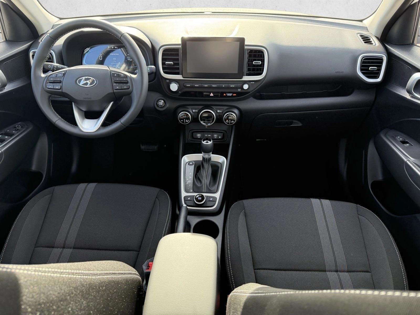Thumbnail: 2026 Hyundai Venue - 3