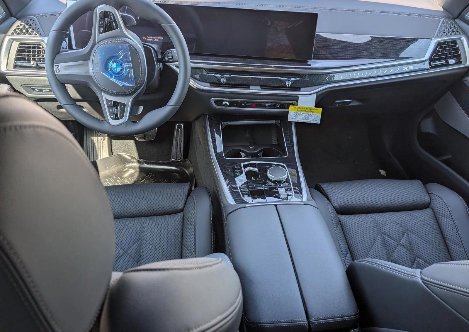 Thumbnail: 2026 BMW X5 - 3