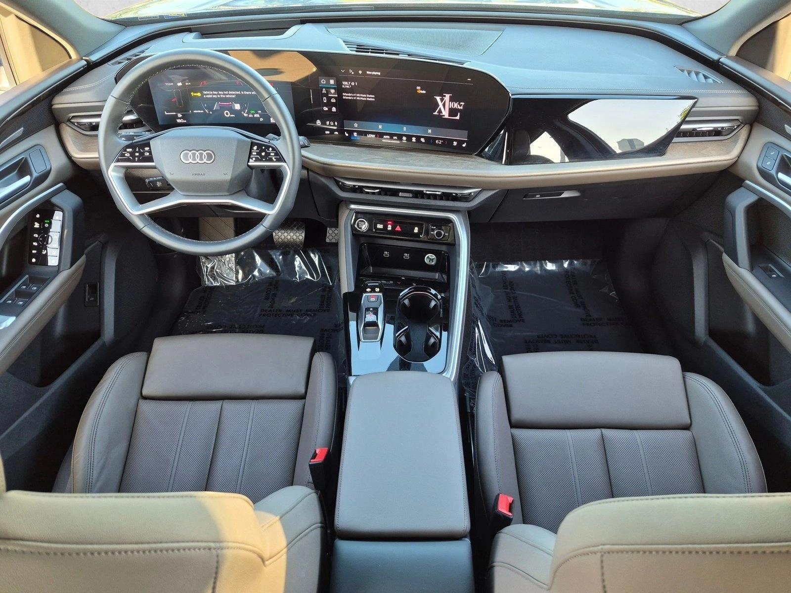 Thumbnail: 2025 Audi Q5 - 4