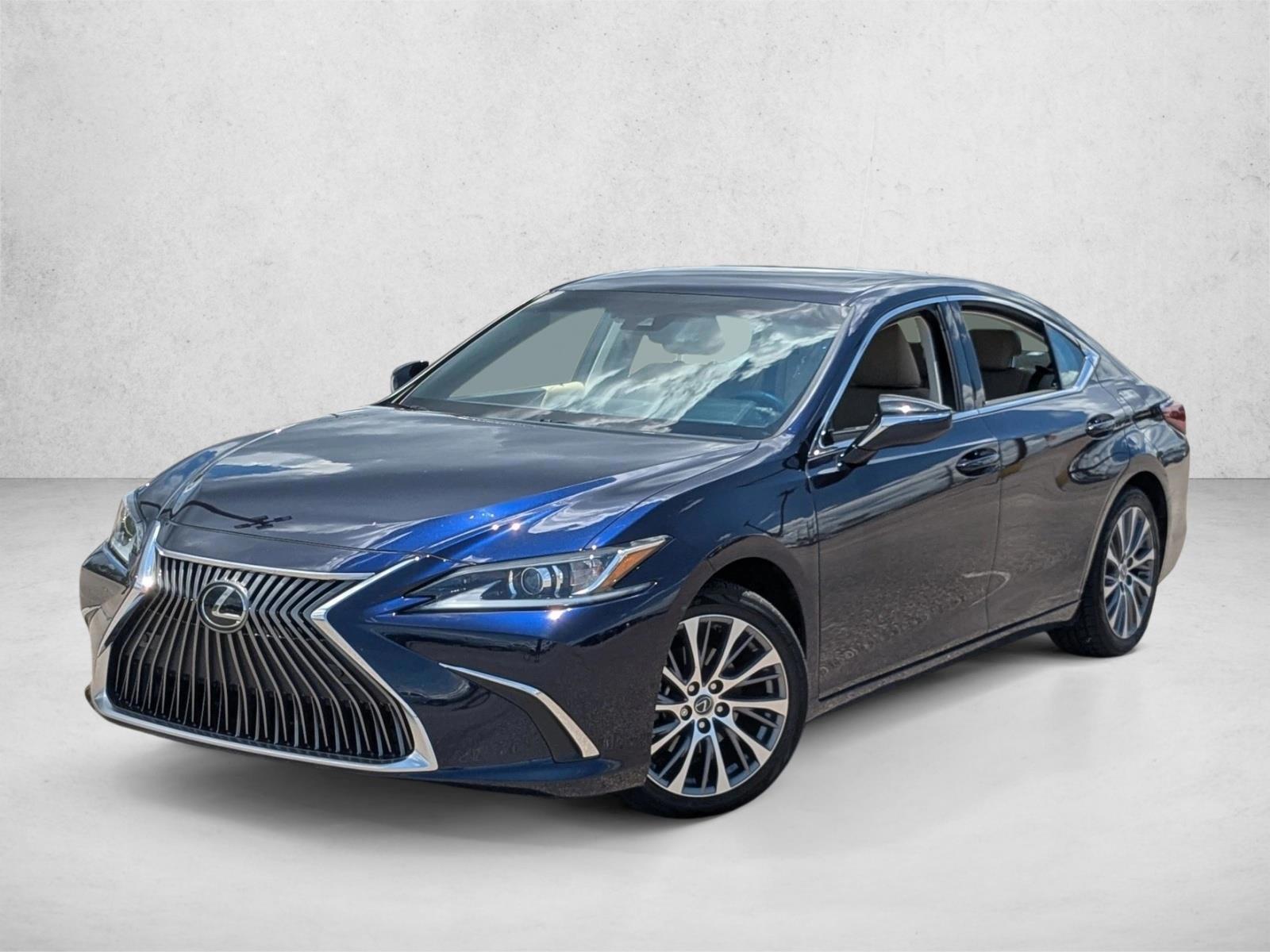 Thumbnail: 2020 Lexus ES - 1