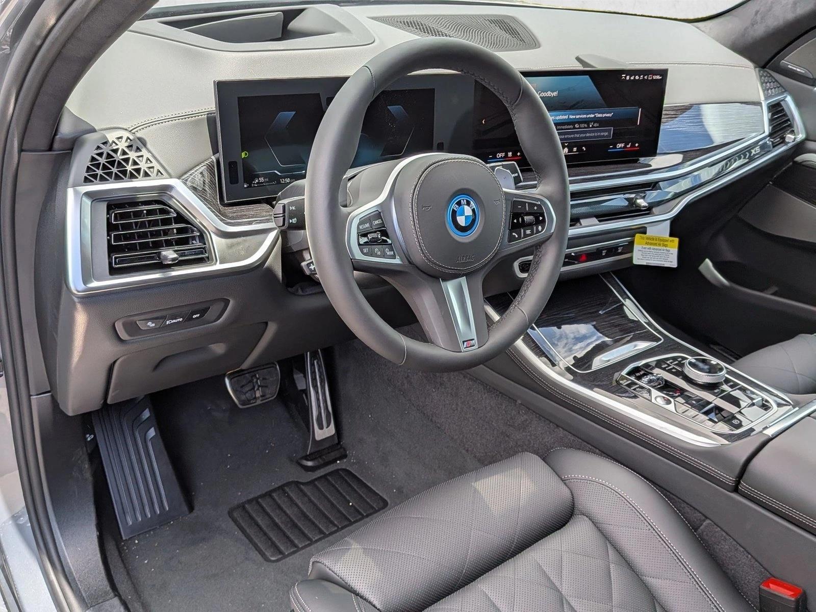 Thumbnail: 2026 BMW X5 - 3