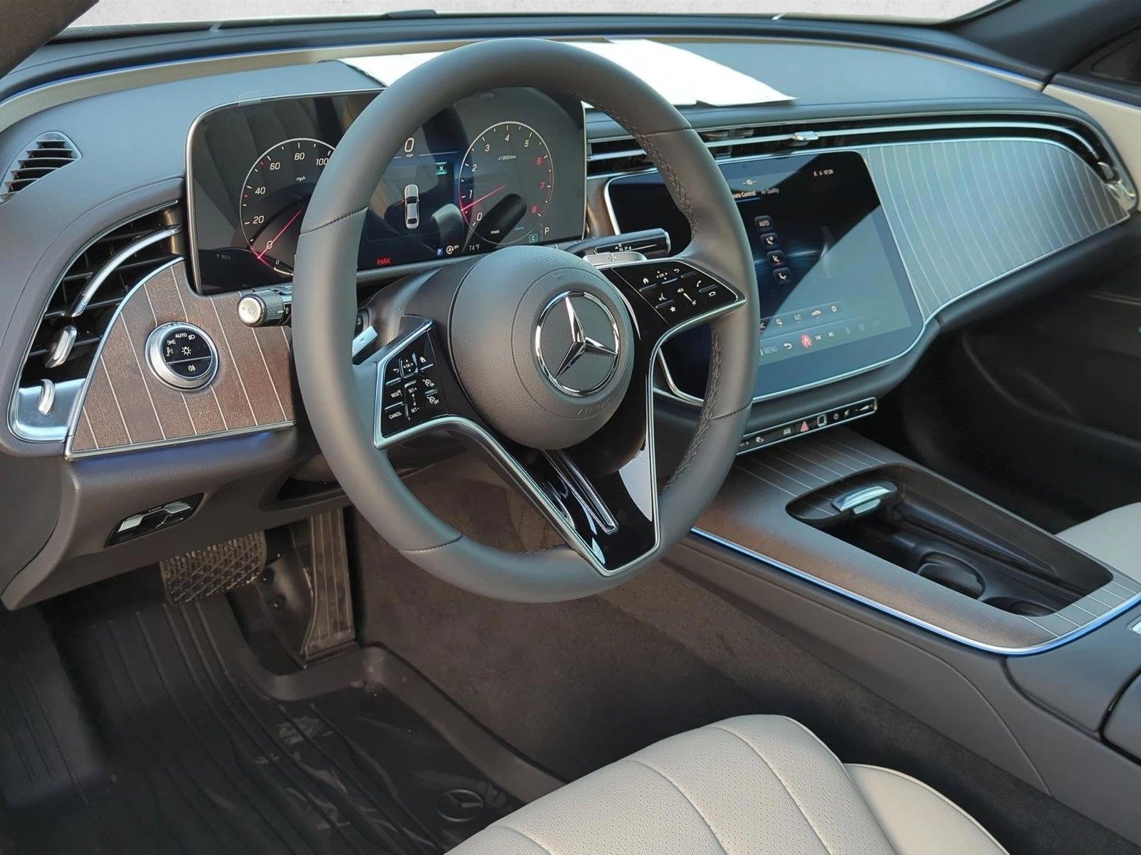 Thumbnail: 2026 Mercedes-Benz E-Class - 3