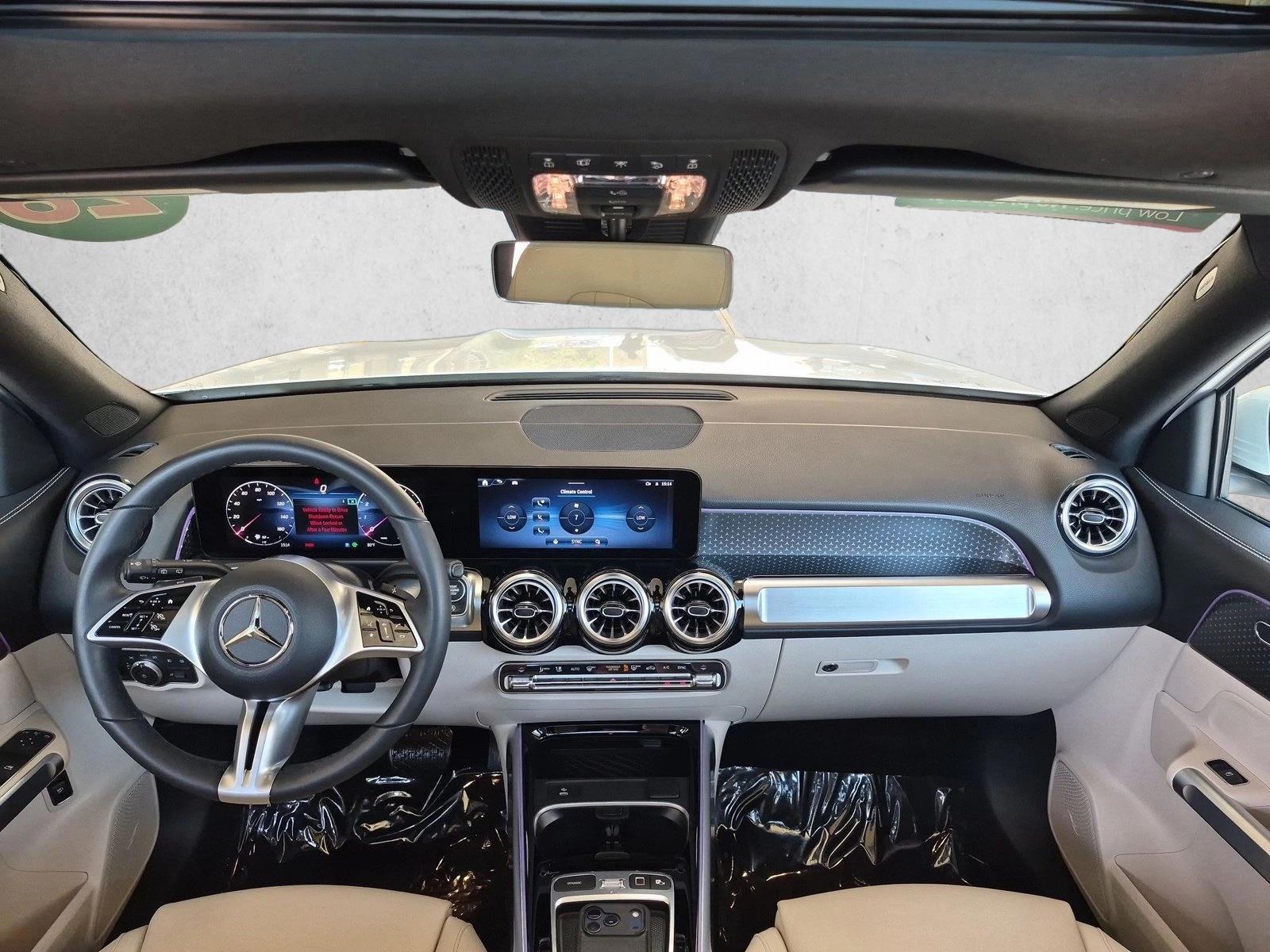 Thumbnail: 2026 Mercedes-Benz GLB - 4