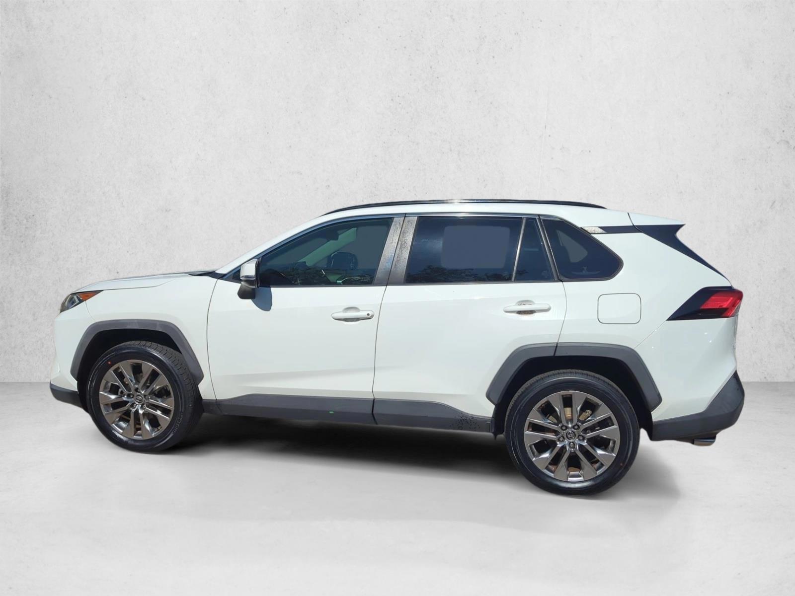 Thumbnail: 2019 Toyota RAV4 - 2