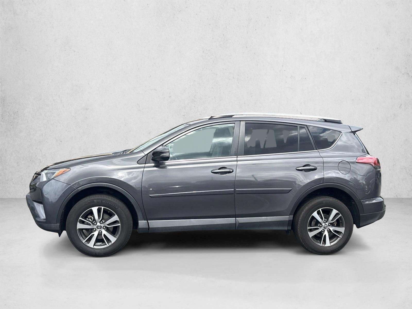 Thumbnail: 2017 Toyota RAV4 - 2