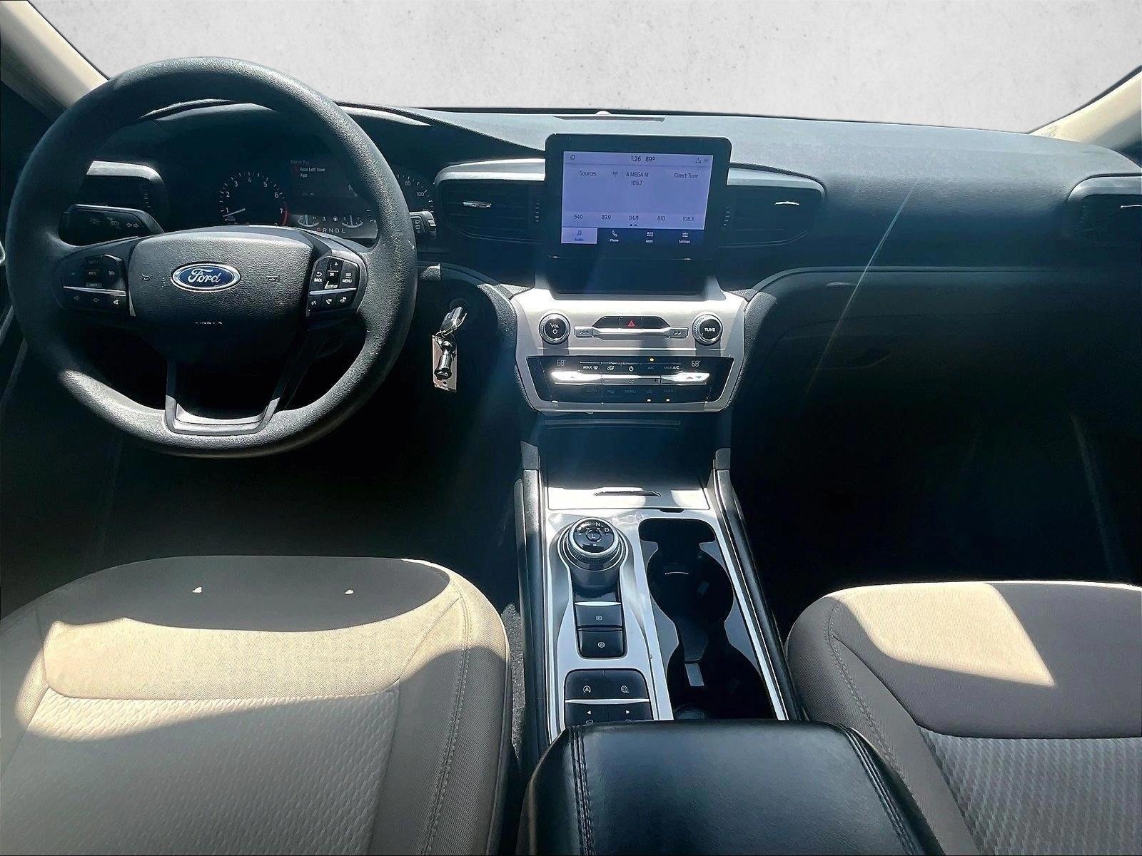 Thumbnail: 2021 Ford Explorer - 3
