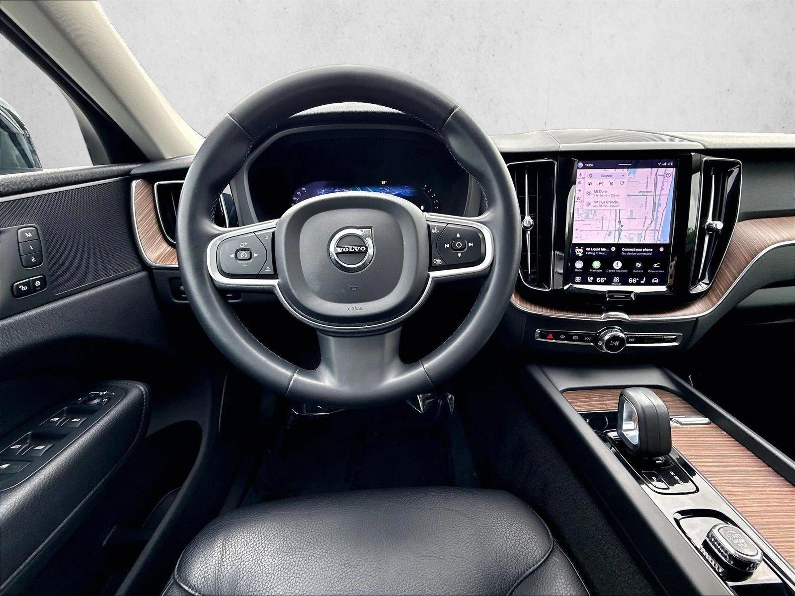 2022 Volvo XC60 Momentum - Photo 7