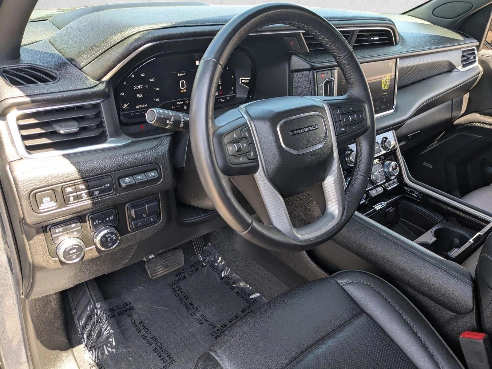 Thumbnail: 2022 GMC Yukon - 3