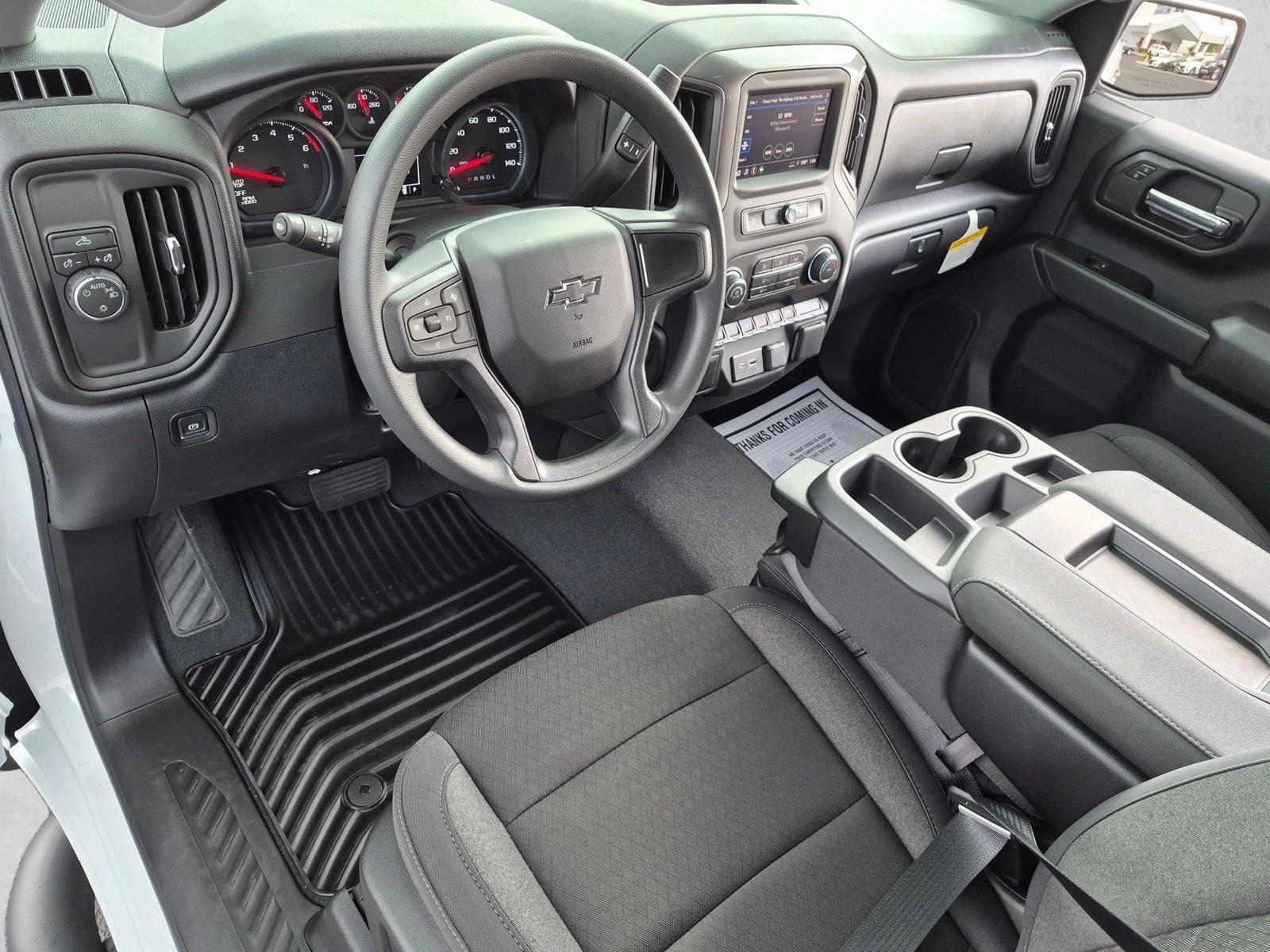 Thumbnail: 2026 Chevrolet Silverado 1500 - 3