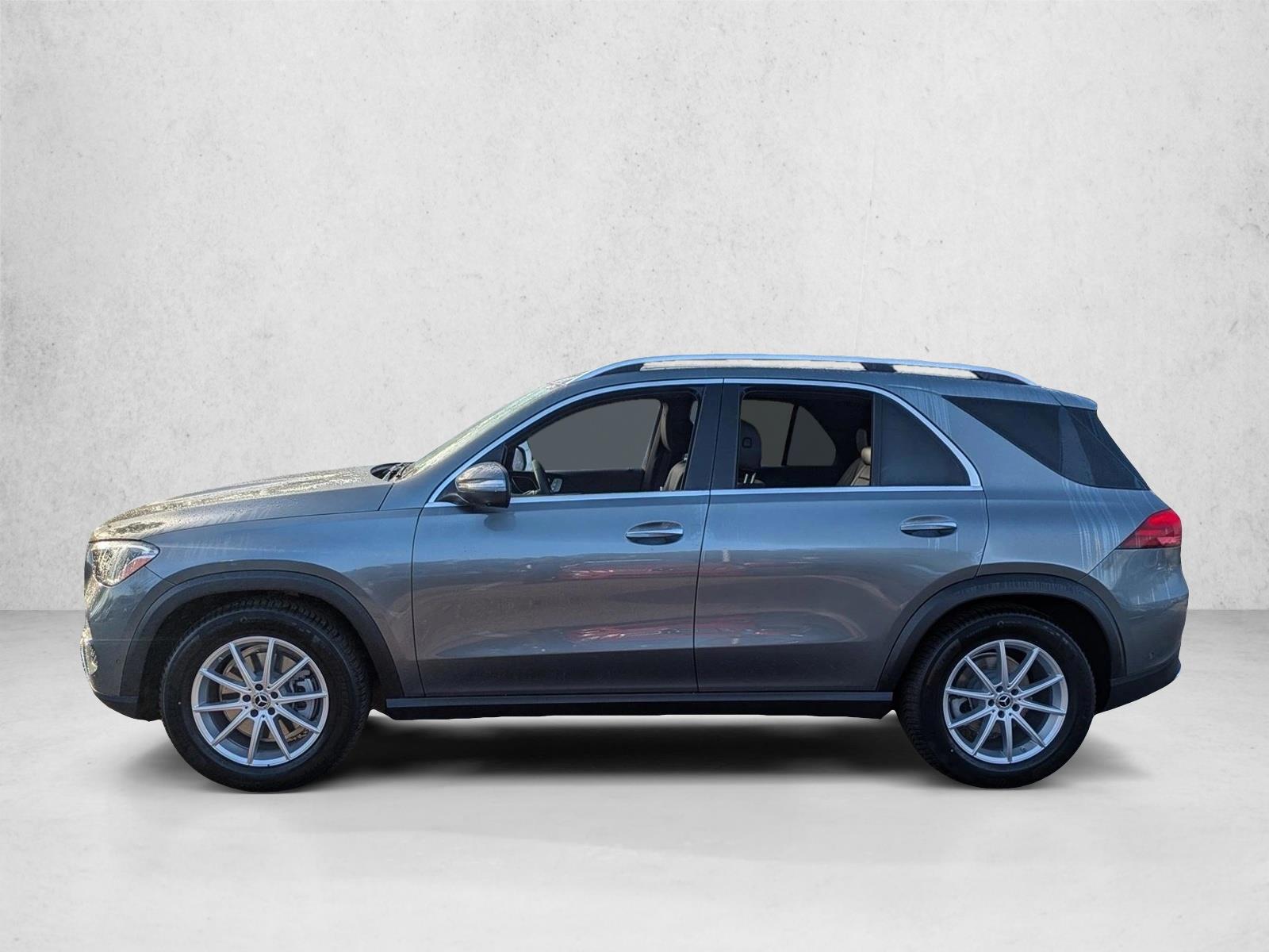 Thumbnail: 2026 Mercedes-Benz GLE - 2