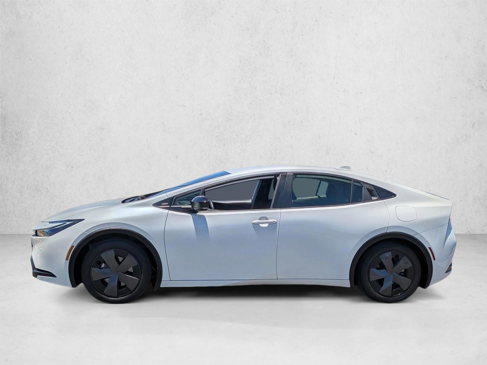 Thumbnail: 2024 Toyota Prius Prime - 2