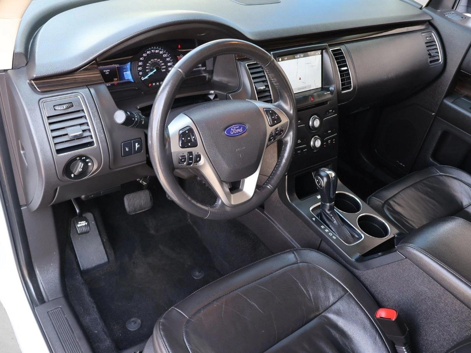 Thumbnail: 2016 Ford Flex - 3
