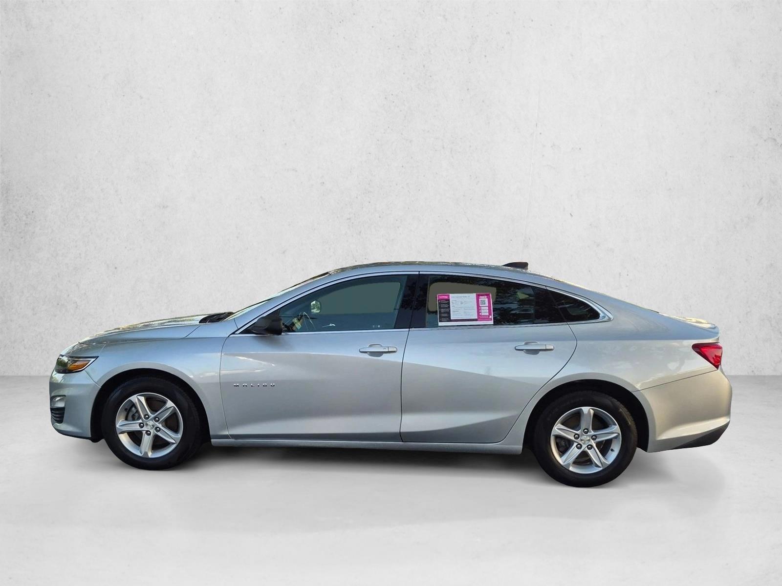 Thumbnail: 2020 Chevrolet Malibu - 2