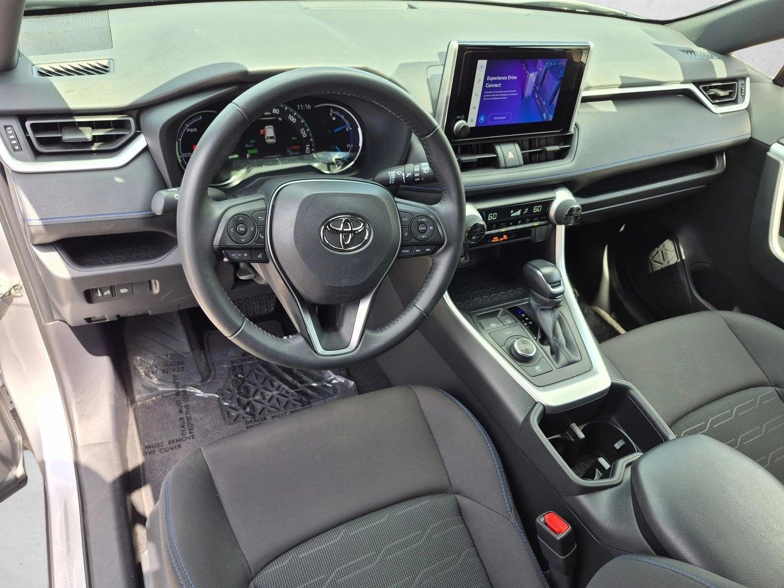 Thumbnail: 2023 Toyota RAV4 - 3