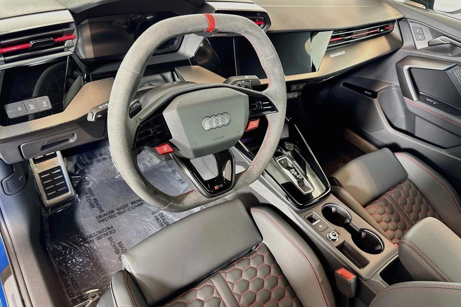 Thumbnail: 2026 Audi RS 3 - 3