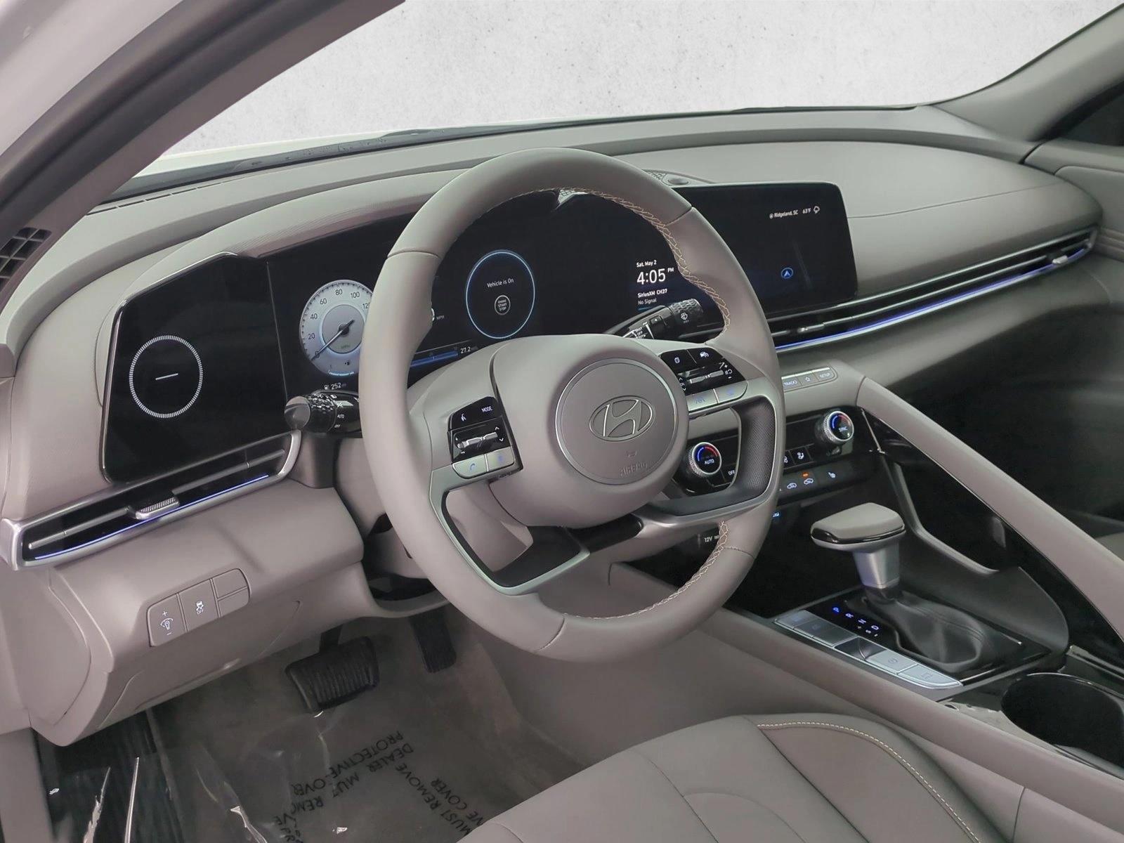 Thumbnail: 2024 Hyundai Elantra - 3