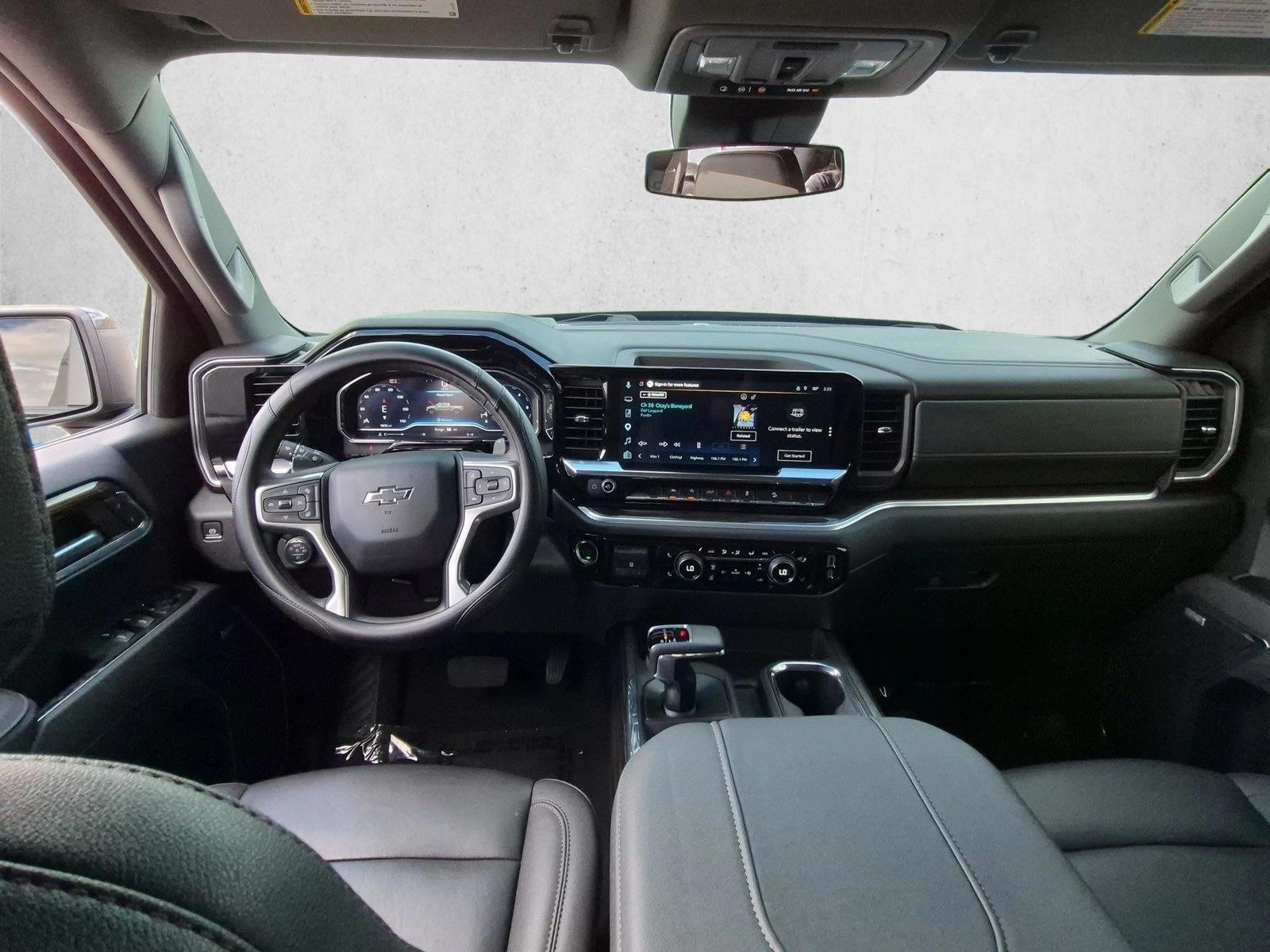 Thumbnail: 2025 Chevrolet Silverado 1500 - 4
