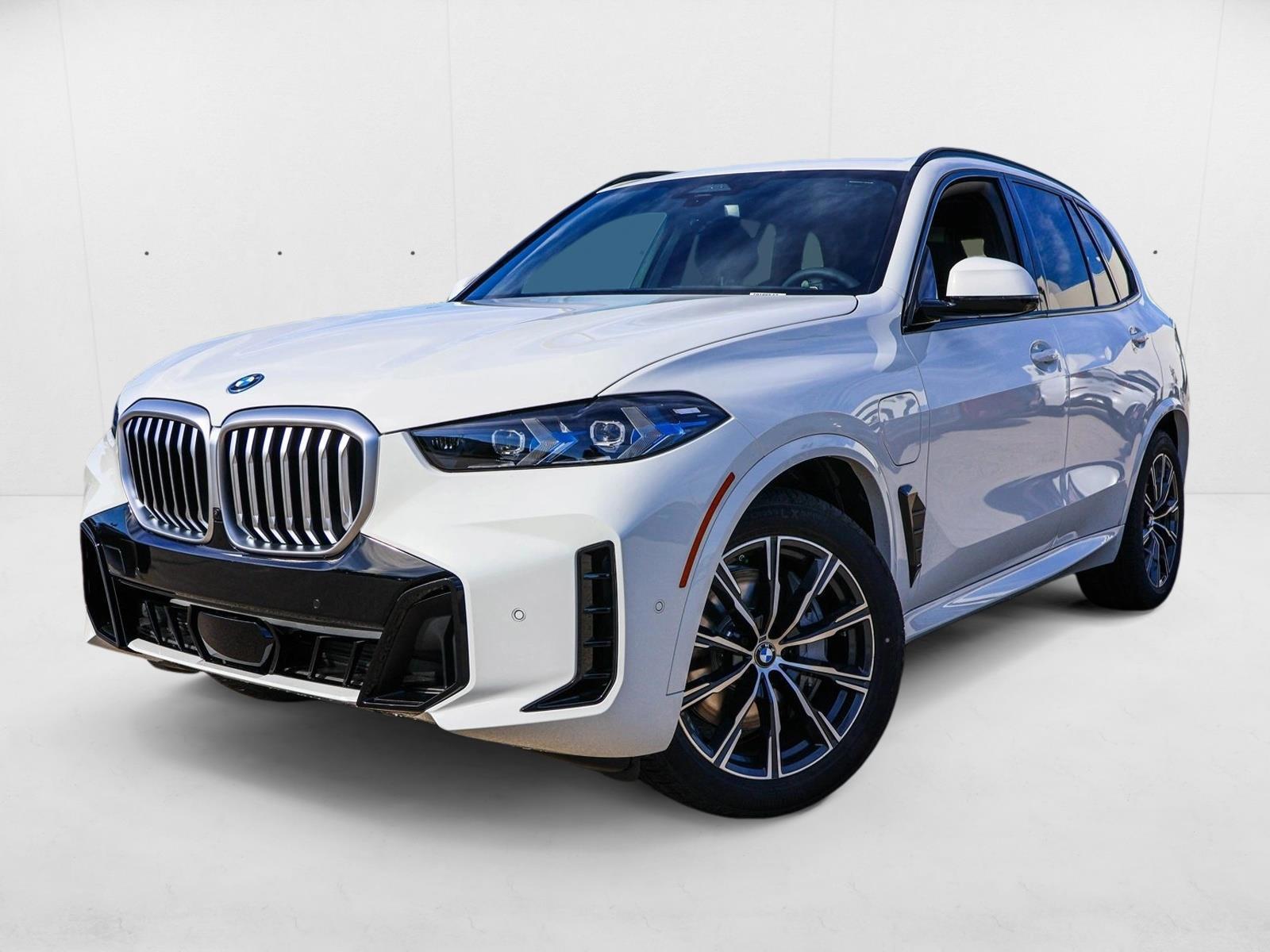 Thumbnail: 2026 BMW 8 Series - 1
